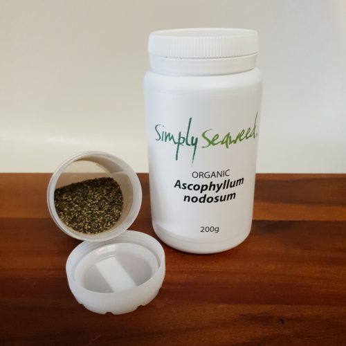 Simply Seaweed for dogs and cats dental health and reduction of bad breath